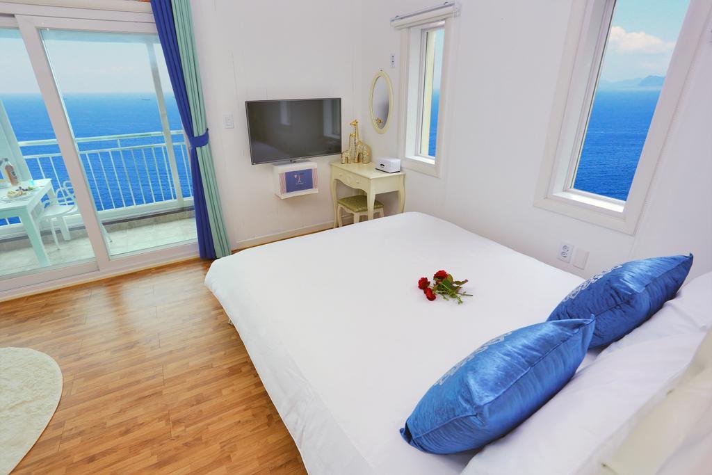 Villa Montmartre Namhae Exterior foto