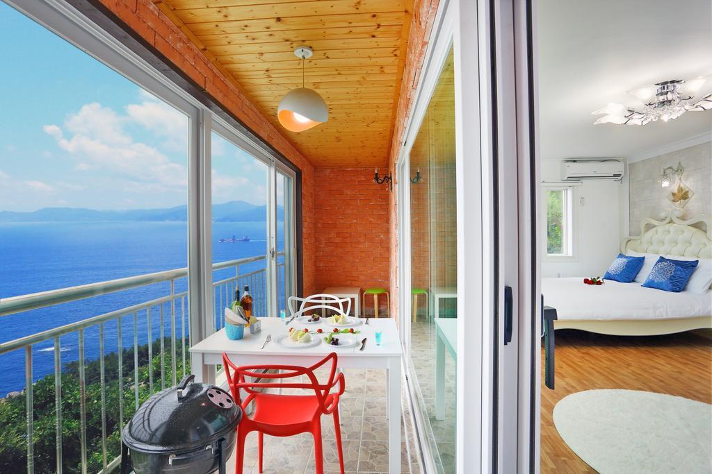 Villa Montmartre Namhae Exterior foto